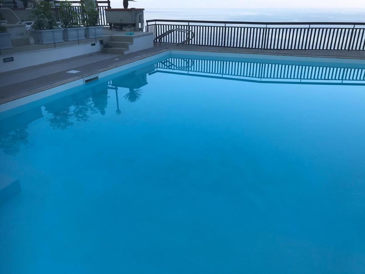 陶尔米纳Elisa'S House公寓 外观 照片